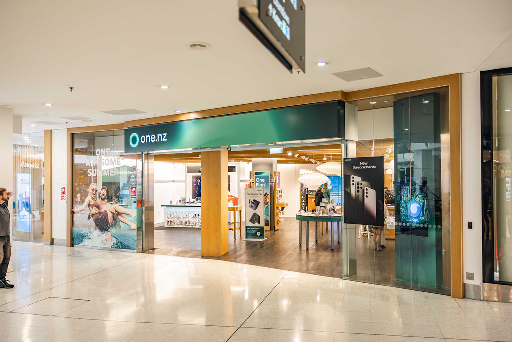 One NZ store at Auckland Airport